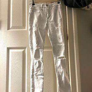 White skinny Hollister jeans, size 00